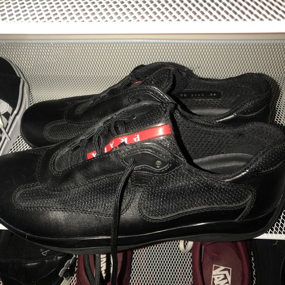 Shoes - Picture 2 of 4